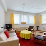 Salet - St.moritz סנט מוריץ